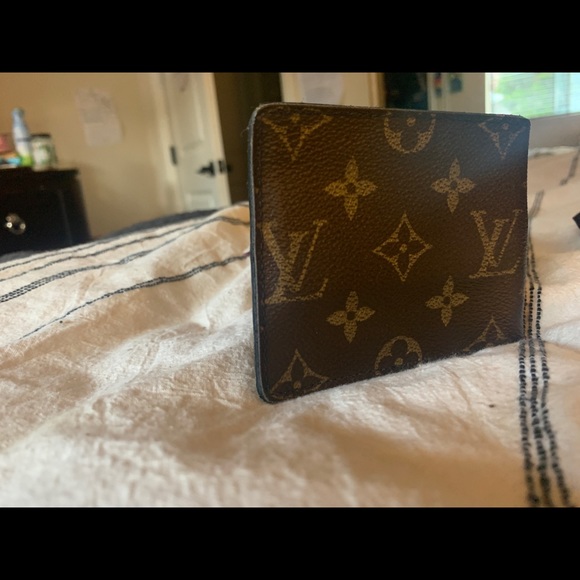 Louie Vuitton Mens Wallet
